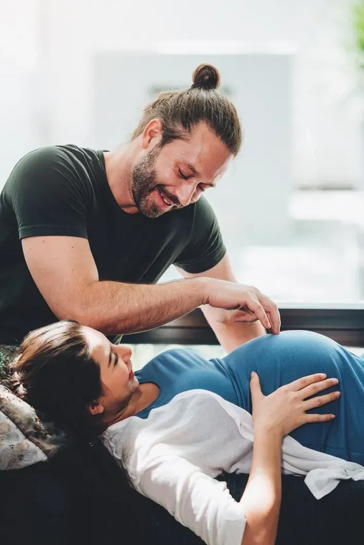 Home birth care for Zebulon mothers with partner providing support during pregnancy