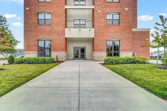 Portsmouth Concrete Pros builds and installs Driveway