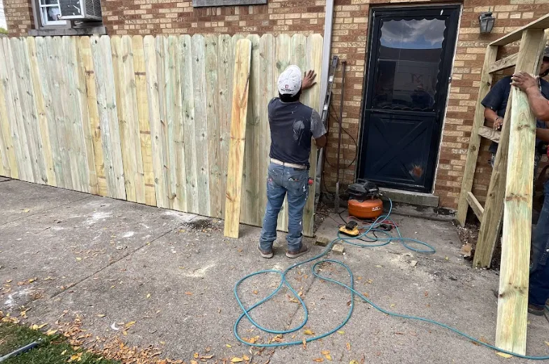 Fencing Contractor in Ventura County