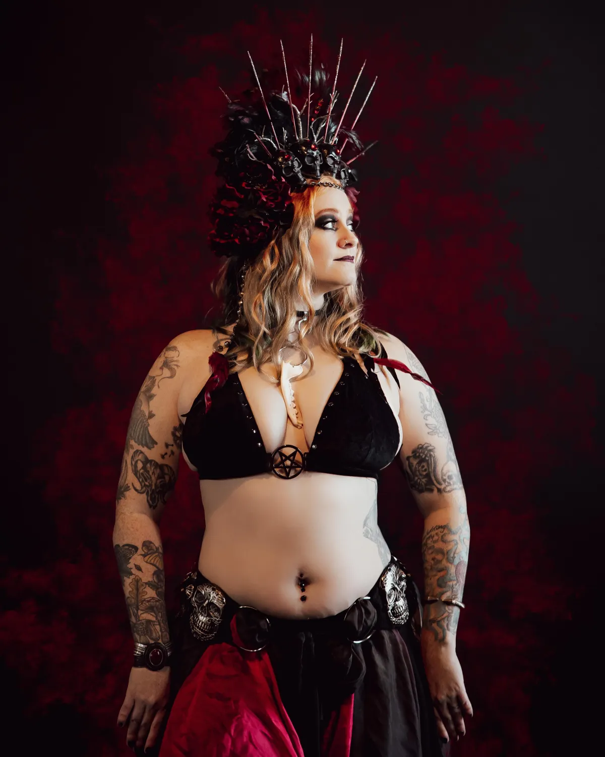 Daewen Gothic Dark Fusion skull crown red and black