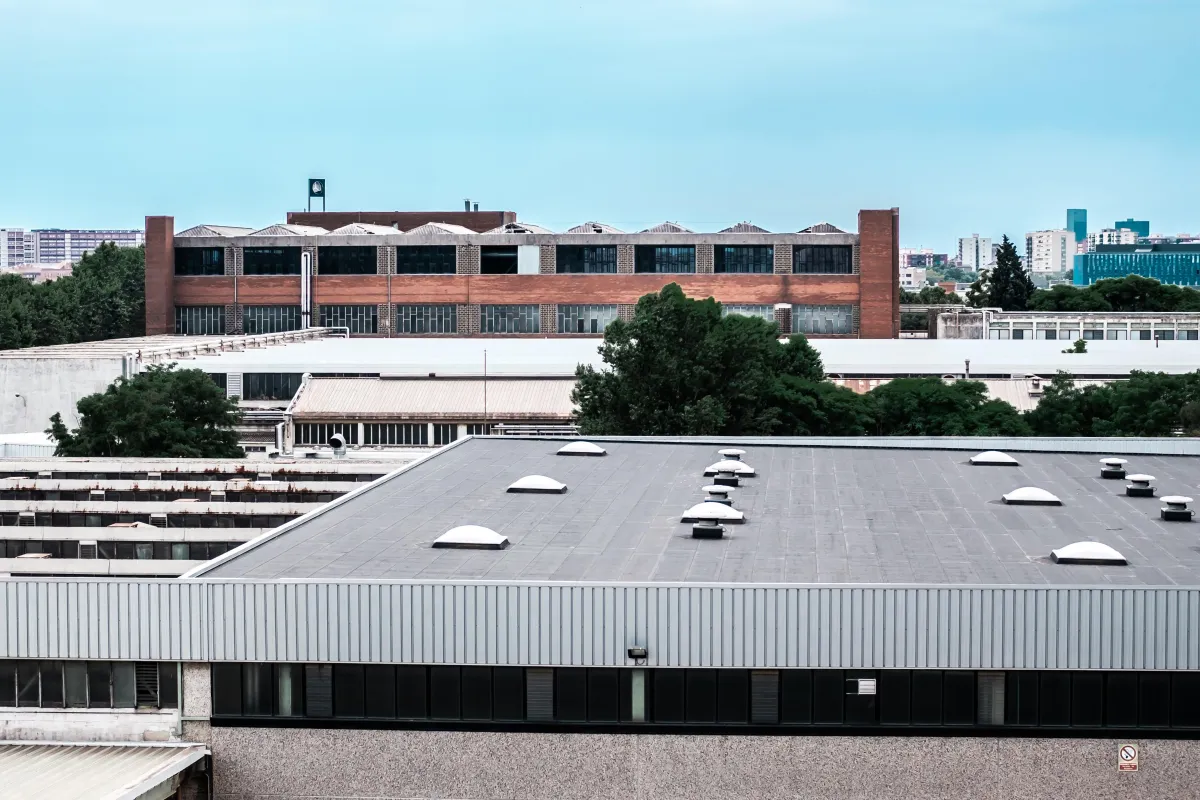 Commercial roofing project in Florida