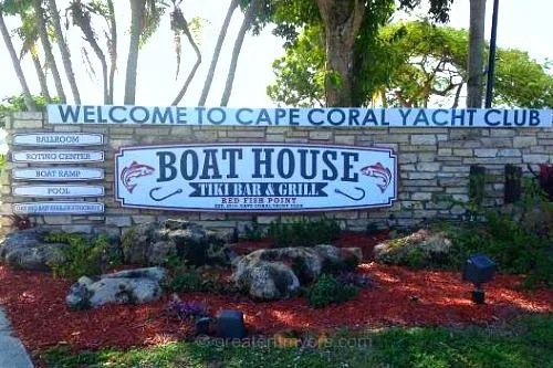 Hurricane-ready metal roof in Cape Coral Yacht Club area