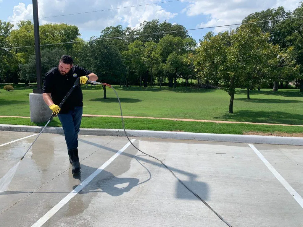commercial parkinglot cleaned by a1 pressure washing in jacksonville tx