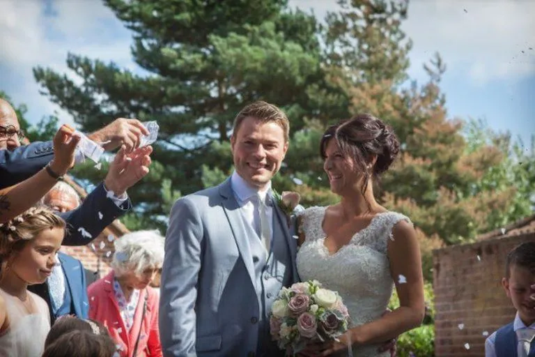 Ivy Lawns outdoor wedding ceremony