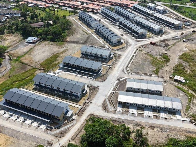 Taman Siniawan 2 , Bau