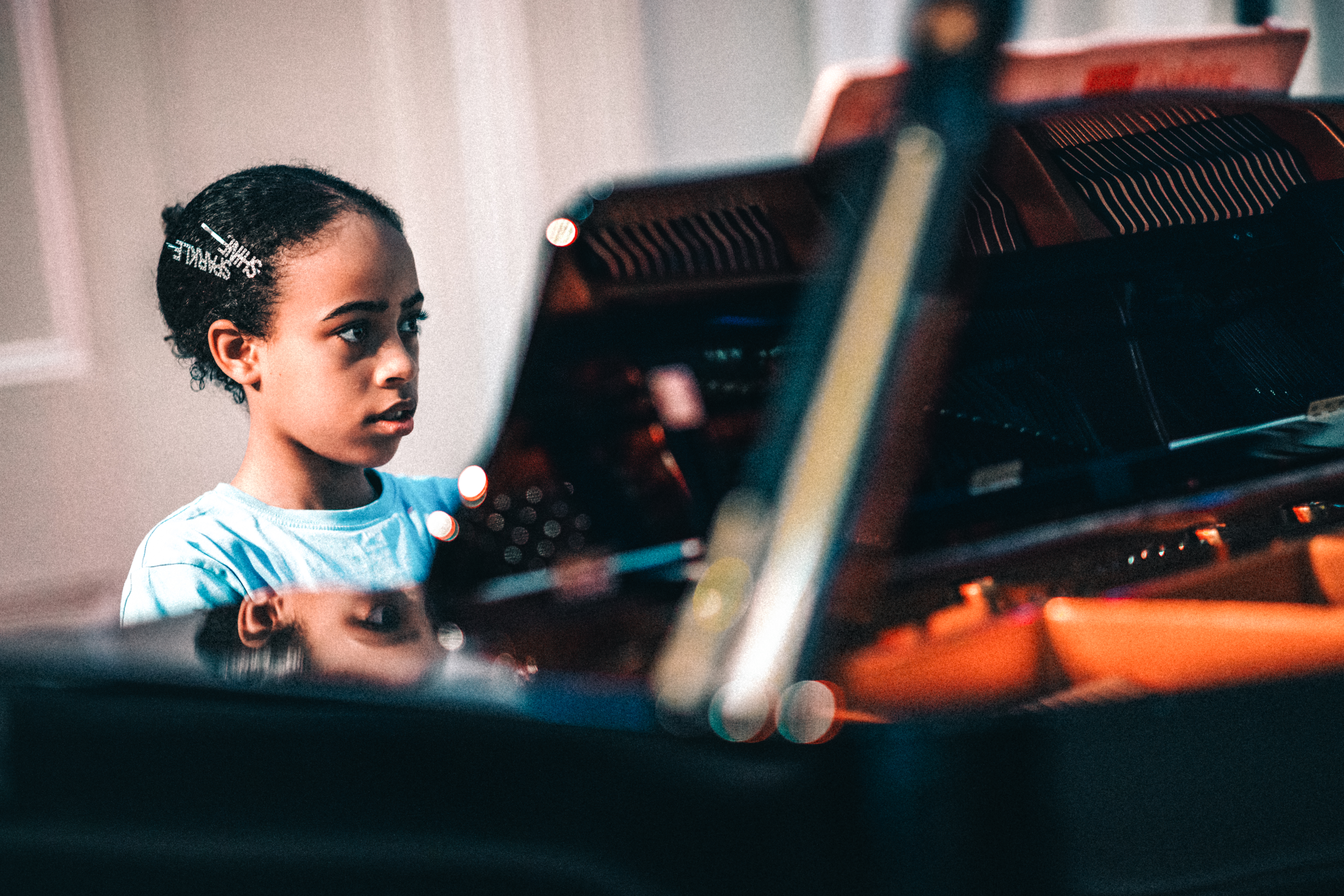 Individual piano lessons image