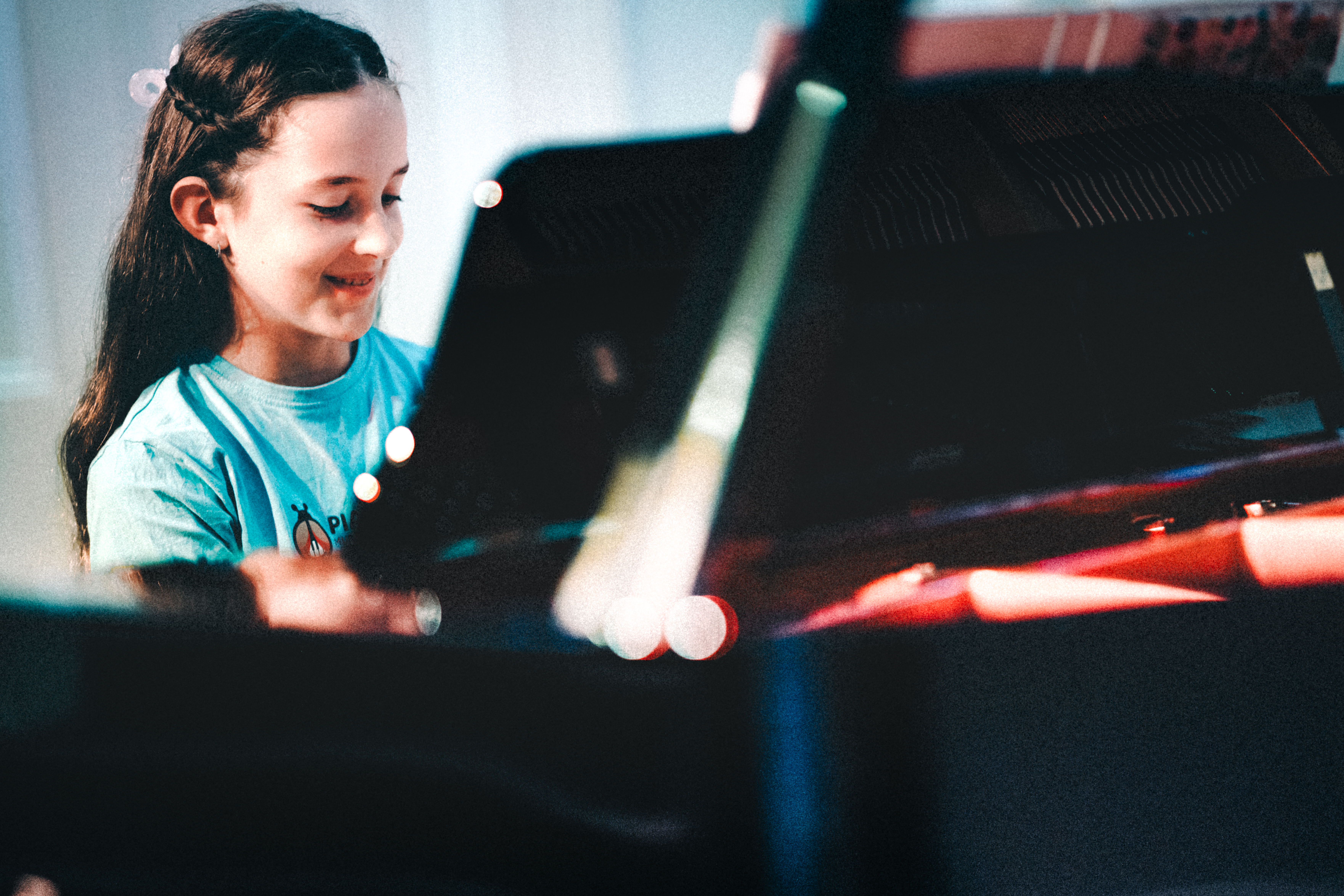 Individual piano lessons image