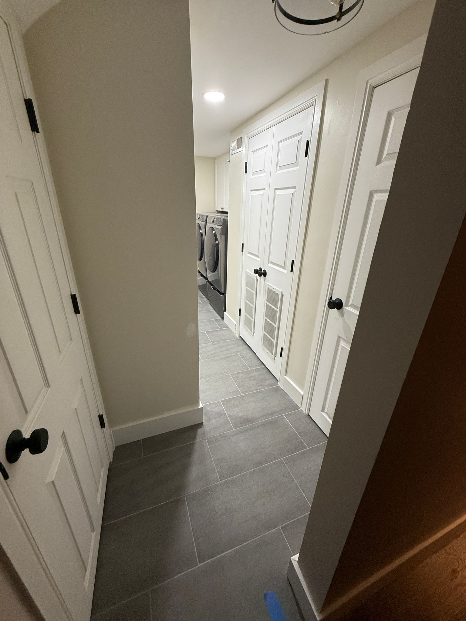 Vanity Lighting Installation specialists in Sandy