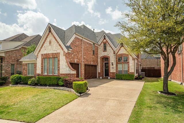 Plano Concrete levels Driveway.