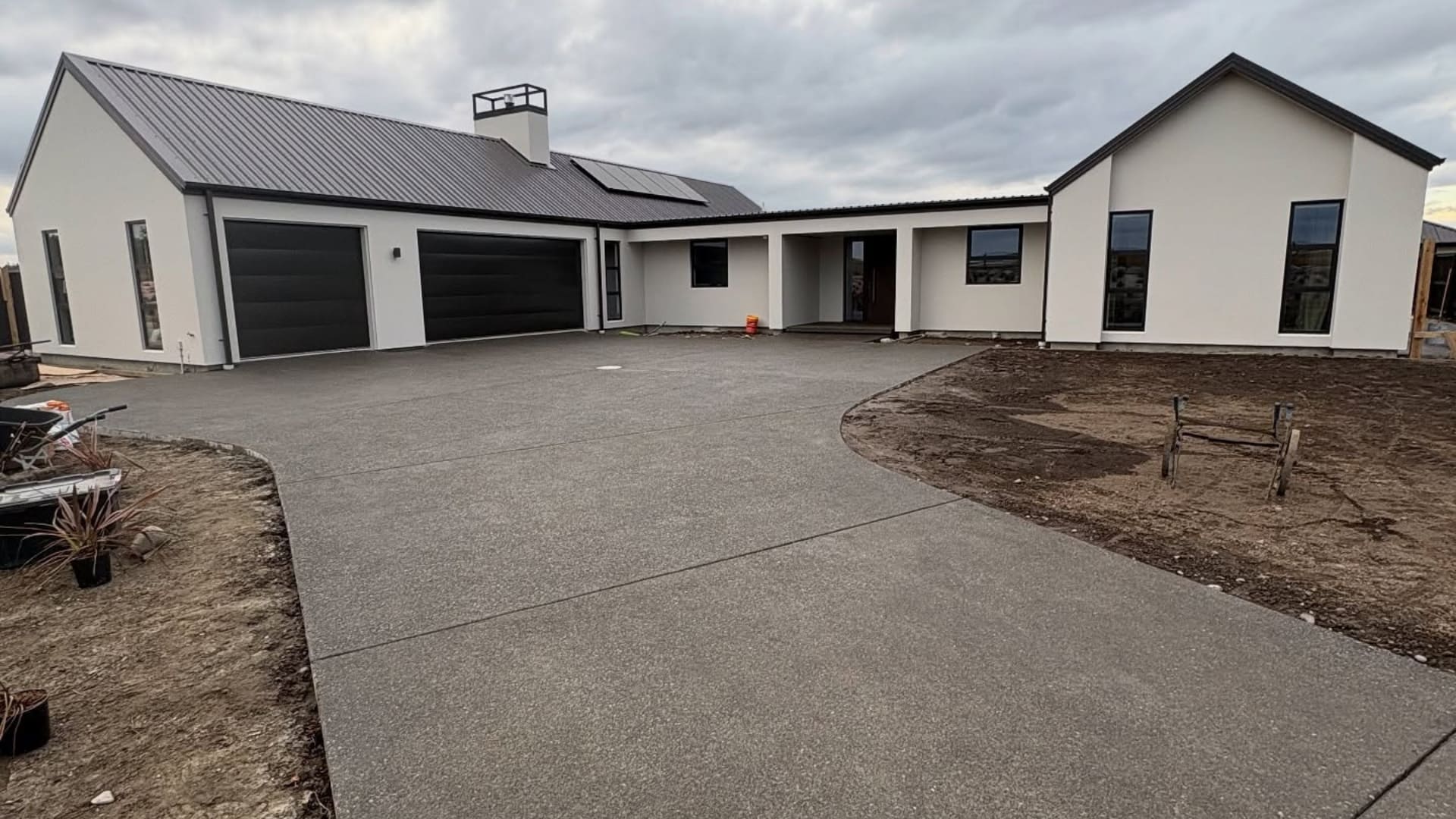 Concrete driveway Christchurch 