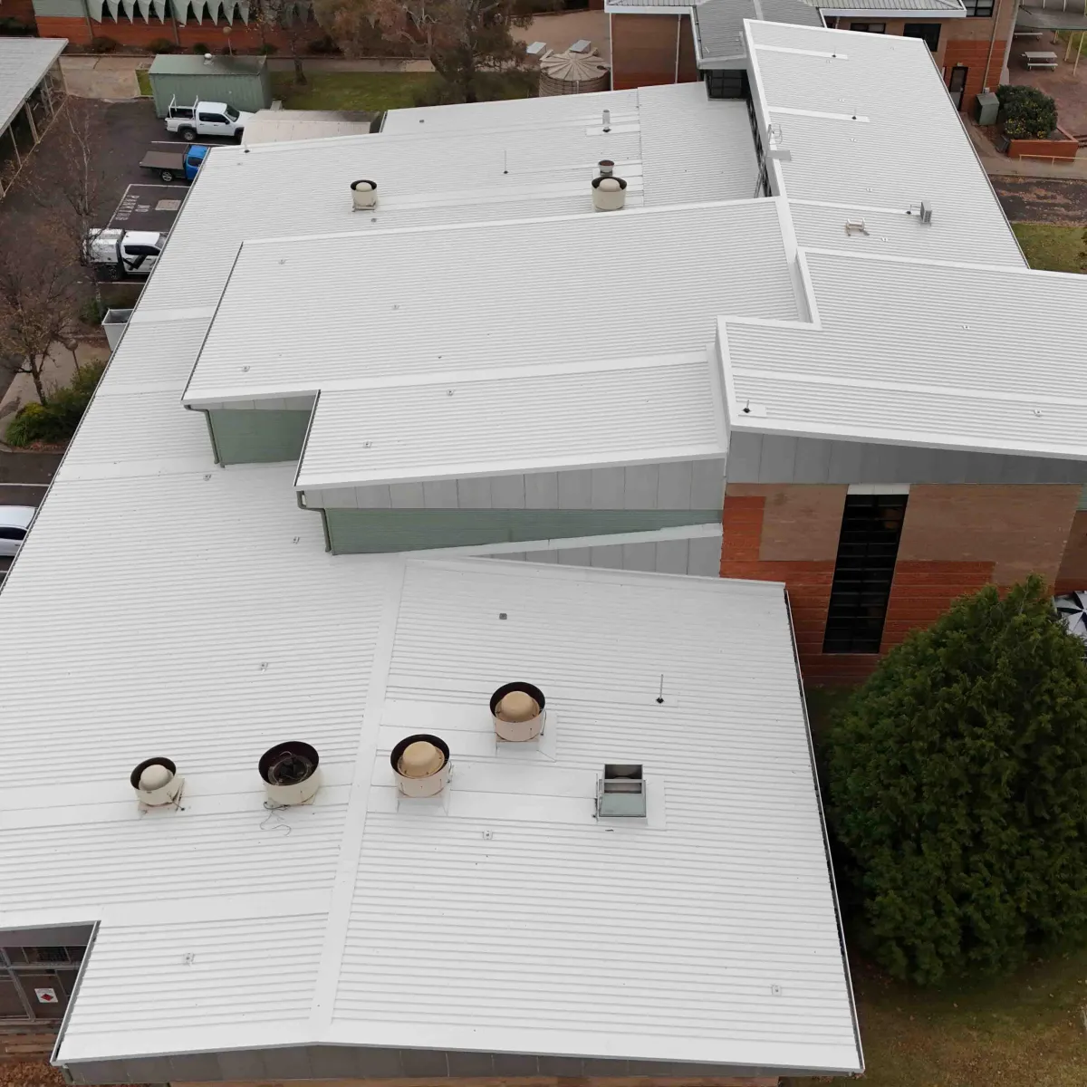 Commerical builder Riverina