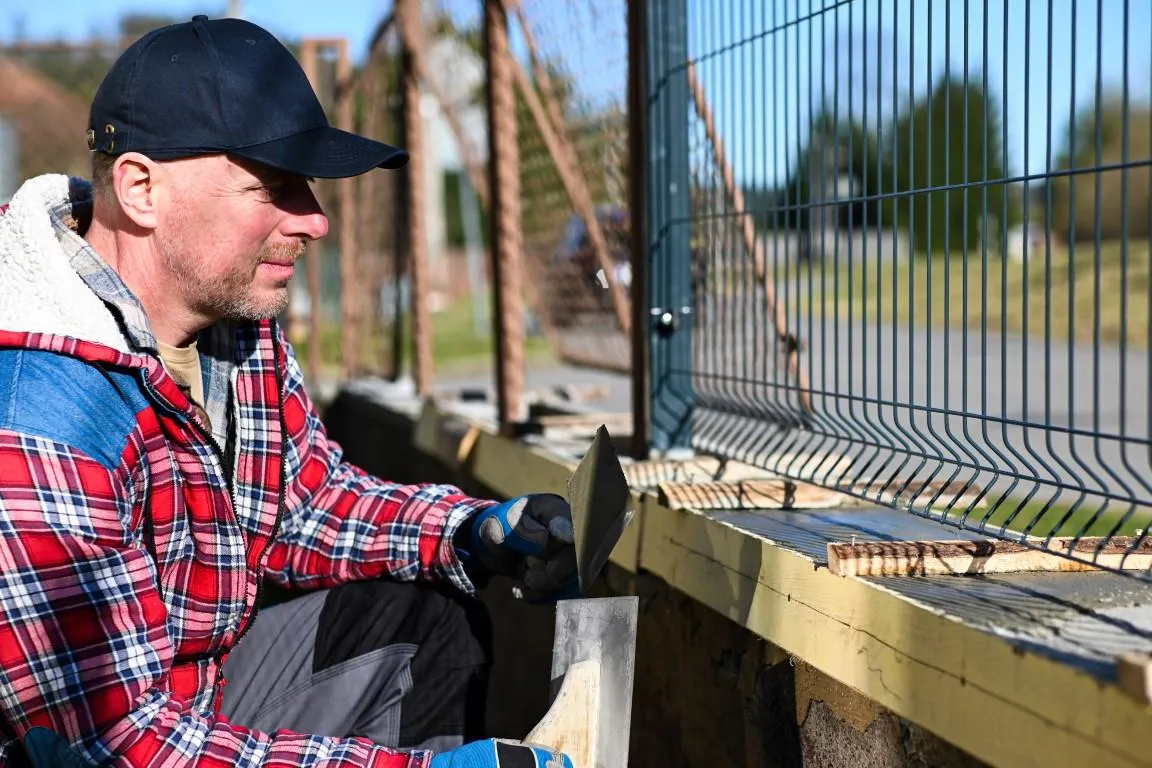 Oshawa ON, fence company