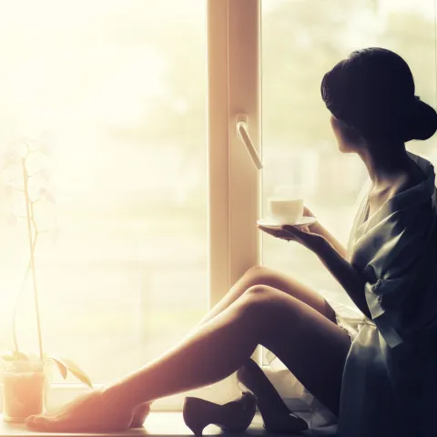 Facial puffiness and inflammation symptoms — environmental stress signals