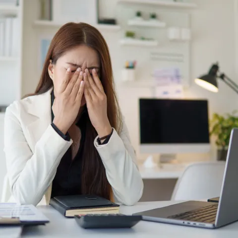 Illustration of inflammation causes and symptoms