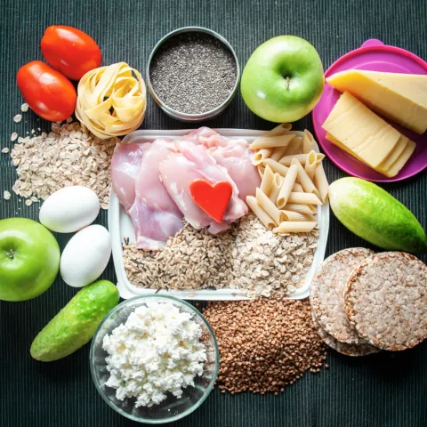 Picture to illustrate ways to combat bloating and gut health