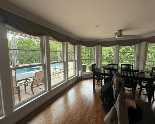  Commercial Window Cleaning