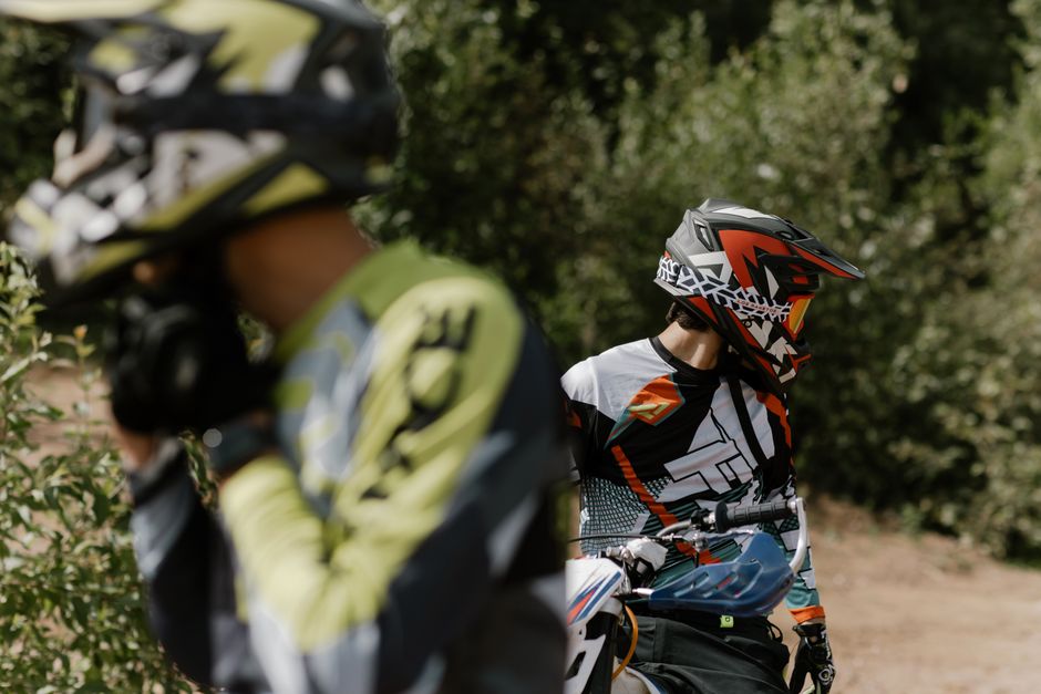 Illinois Motorcycle Helmet Law 2026: What Riders Need to Know