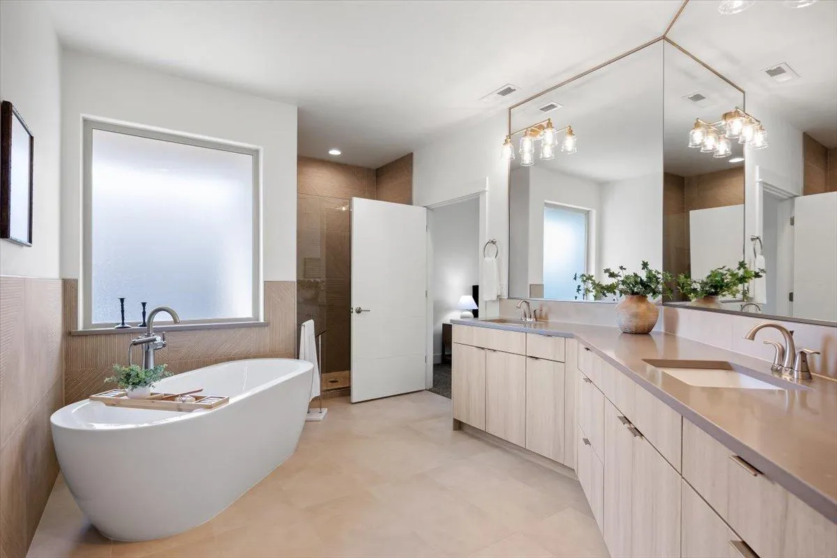 Should I rent or buy when moving to Tri-Cities, Washington?