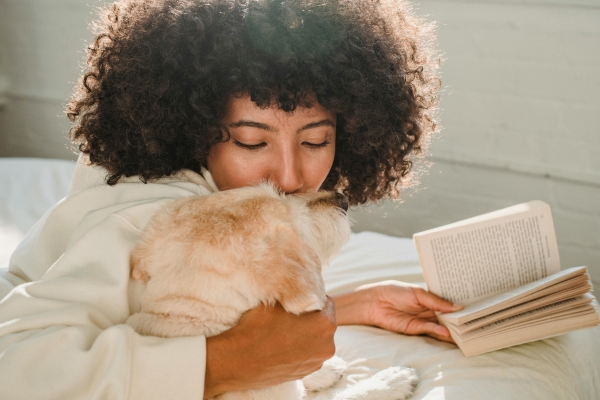 Rich Life vs. Wealthy Life: 8 Forms of Wealth That Matter More Than Money 