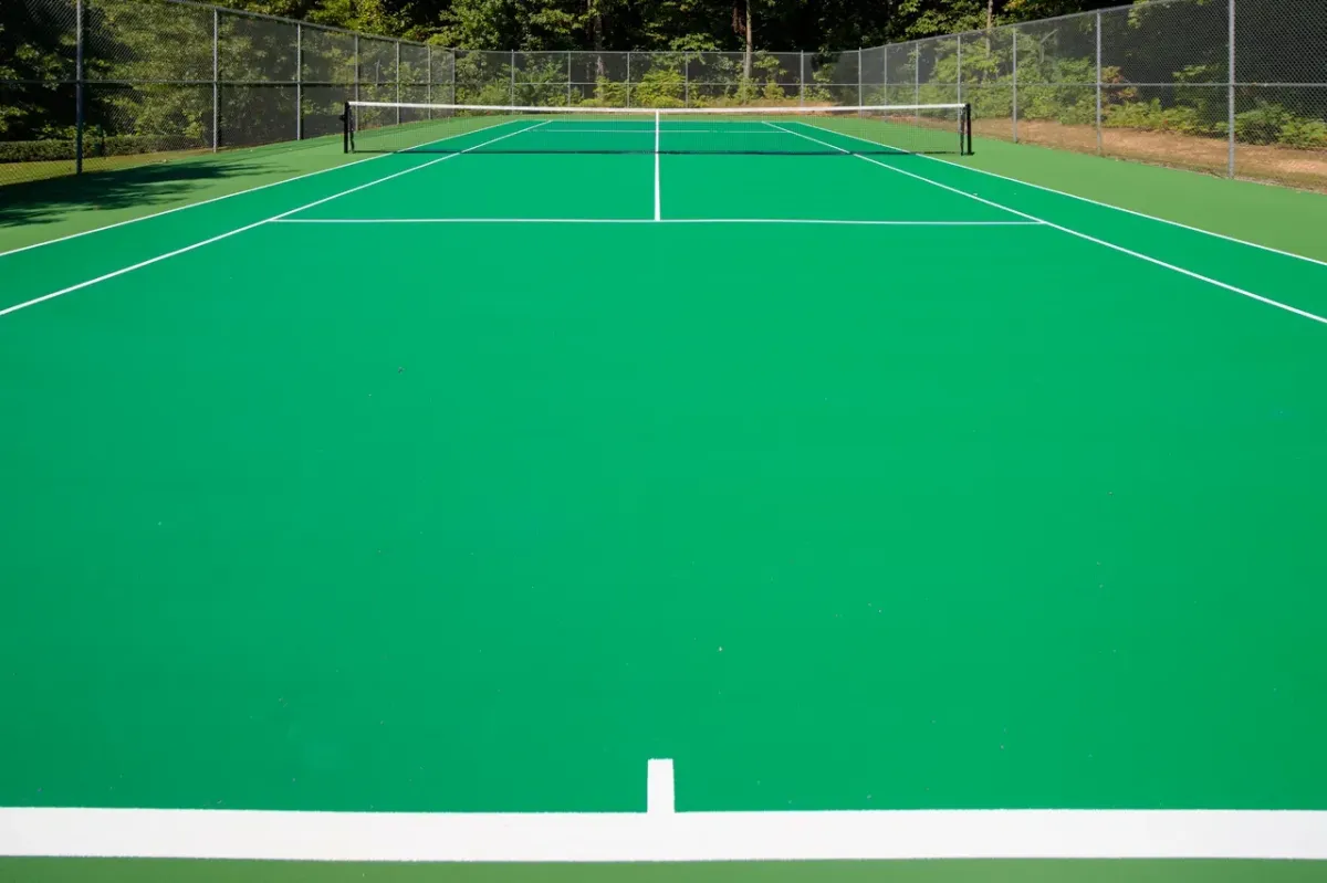 New backyard tennis court built for smooth play