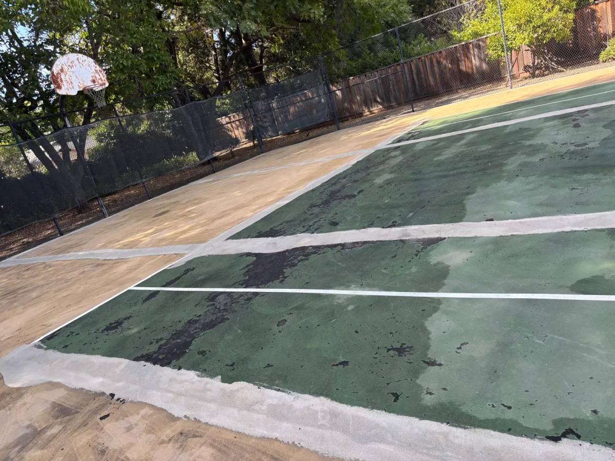 Tapia Tennis Court