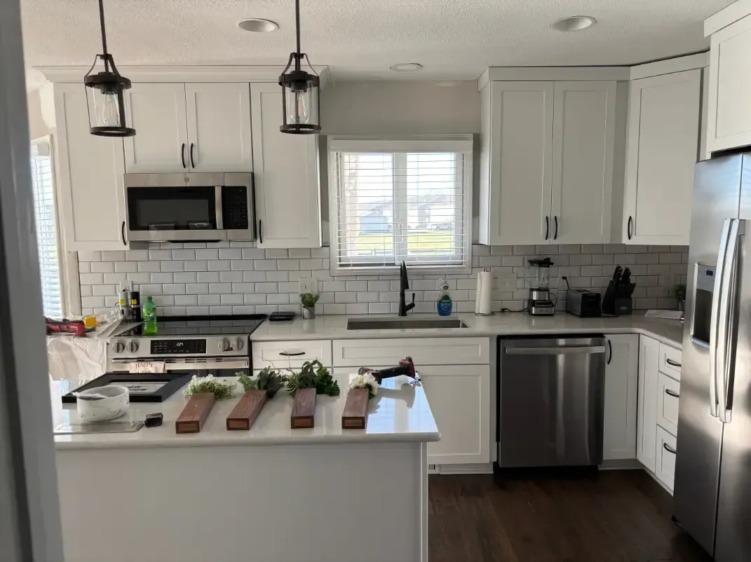 {{ custom_values.service_1 }} in {{custom_values.biz_area_1})