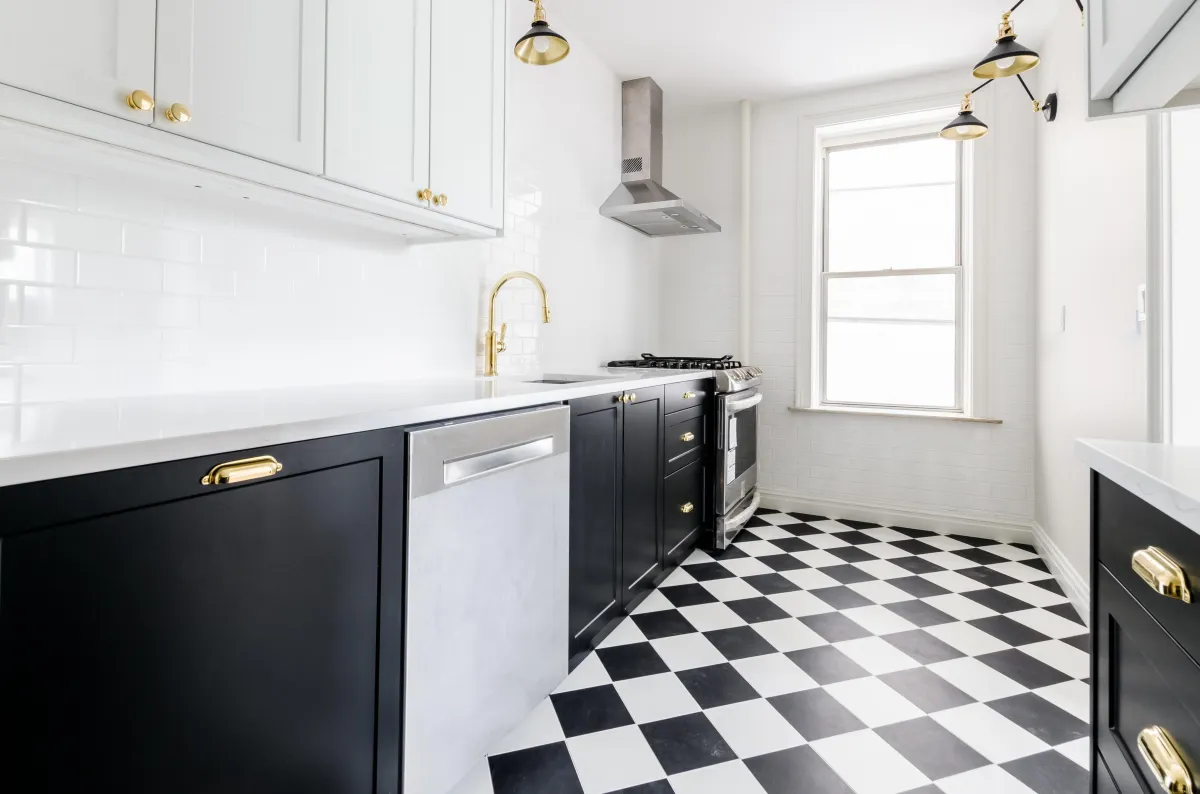 Example of a galley kitchen design layout