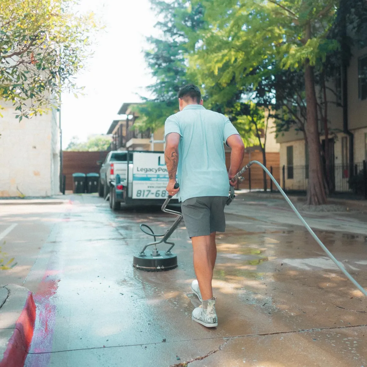 Pressure Washing Arlington, TX or Power Washing Arlington, TX? The Difference That Decides Your Price
