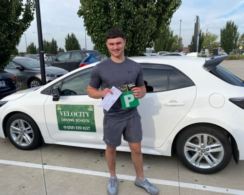 Manual Driving Lessons in Donnybrook