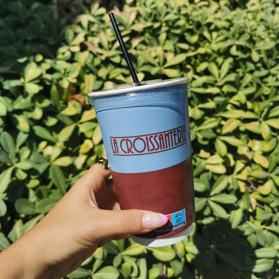 Takeaway coffee and food options from La Croissanterie Cyprus
