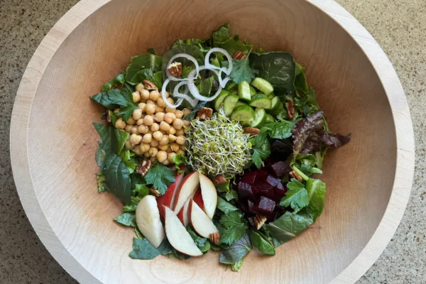 Simple Prep Pear & Beet Garden Bowl