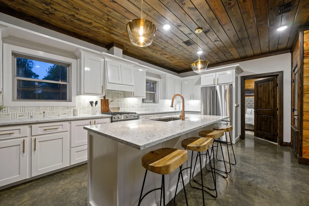 Chalet in the Pines Kitchen