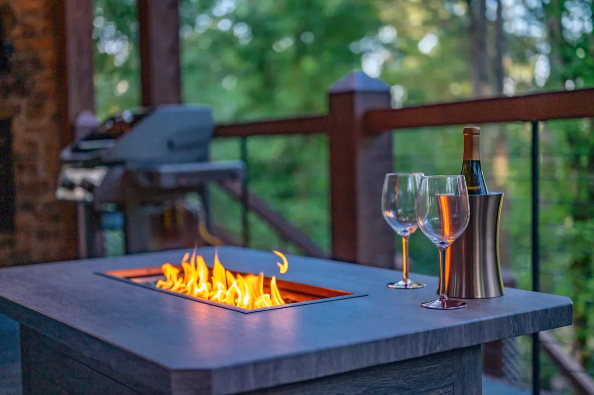 Romantic Pines Fire-pit Table