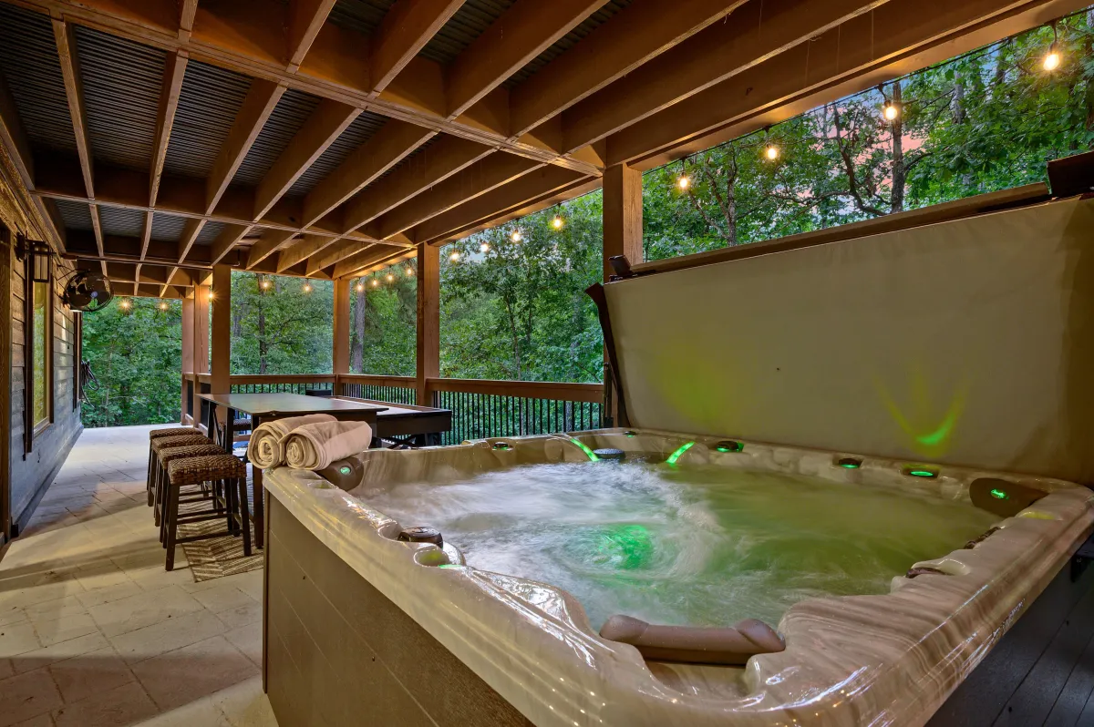Midnight Pines Hot Tub