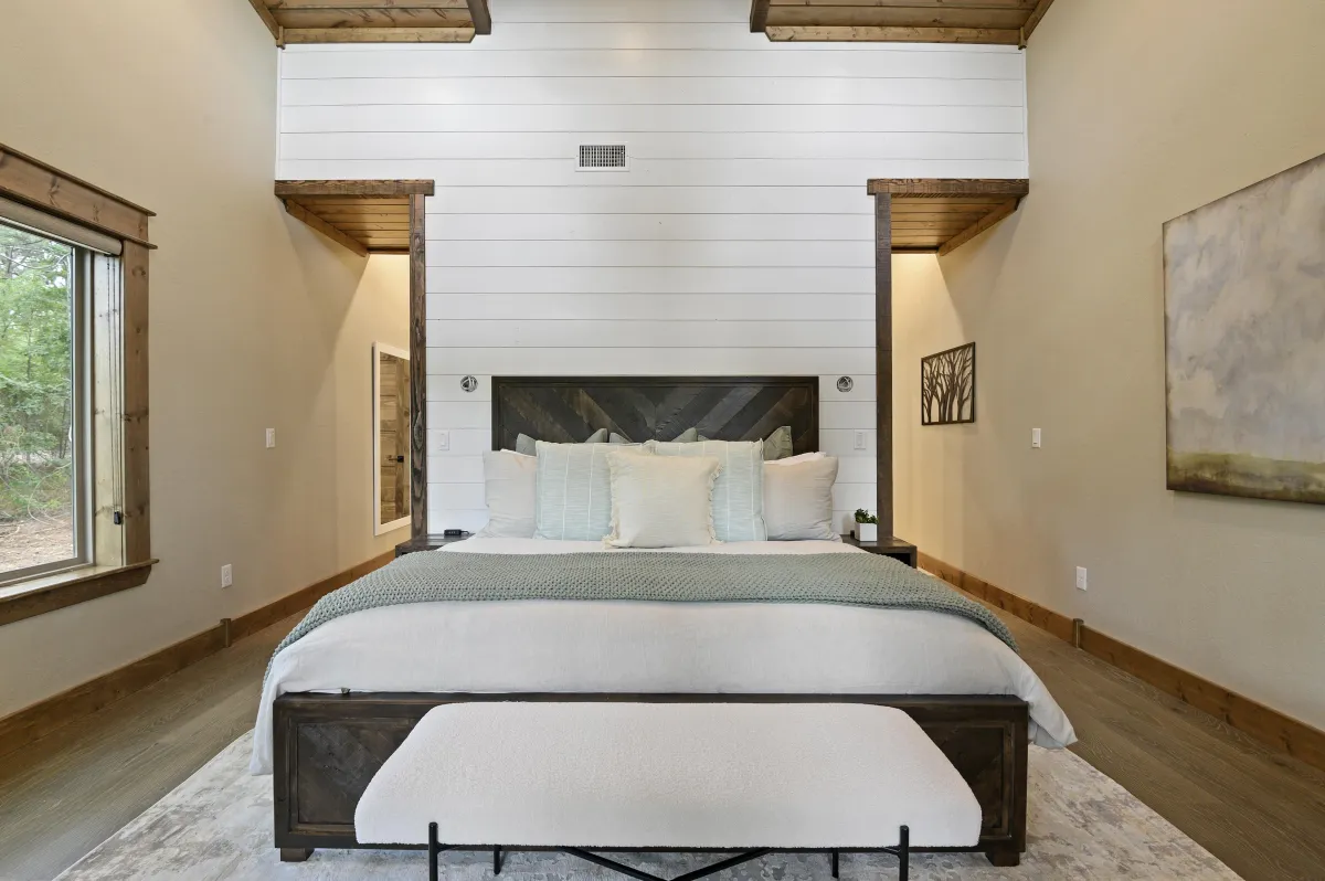 Lakeside Landing Bedroom