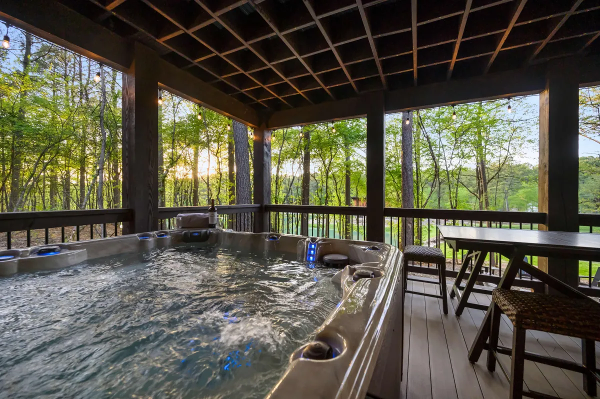 Hygge Hideaway Hot Tub