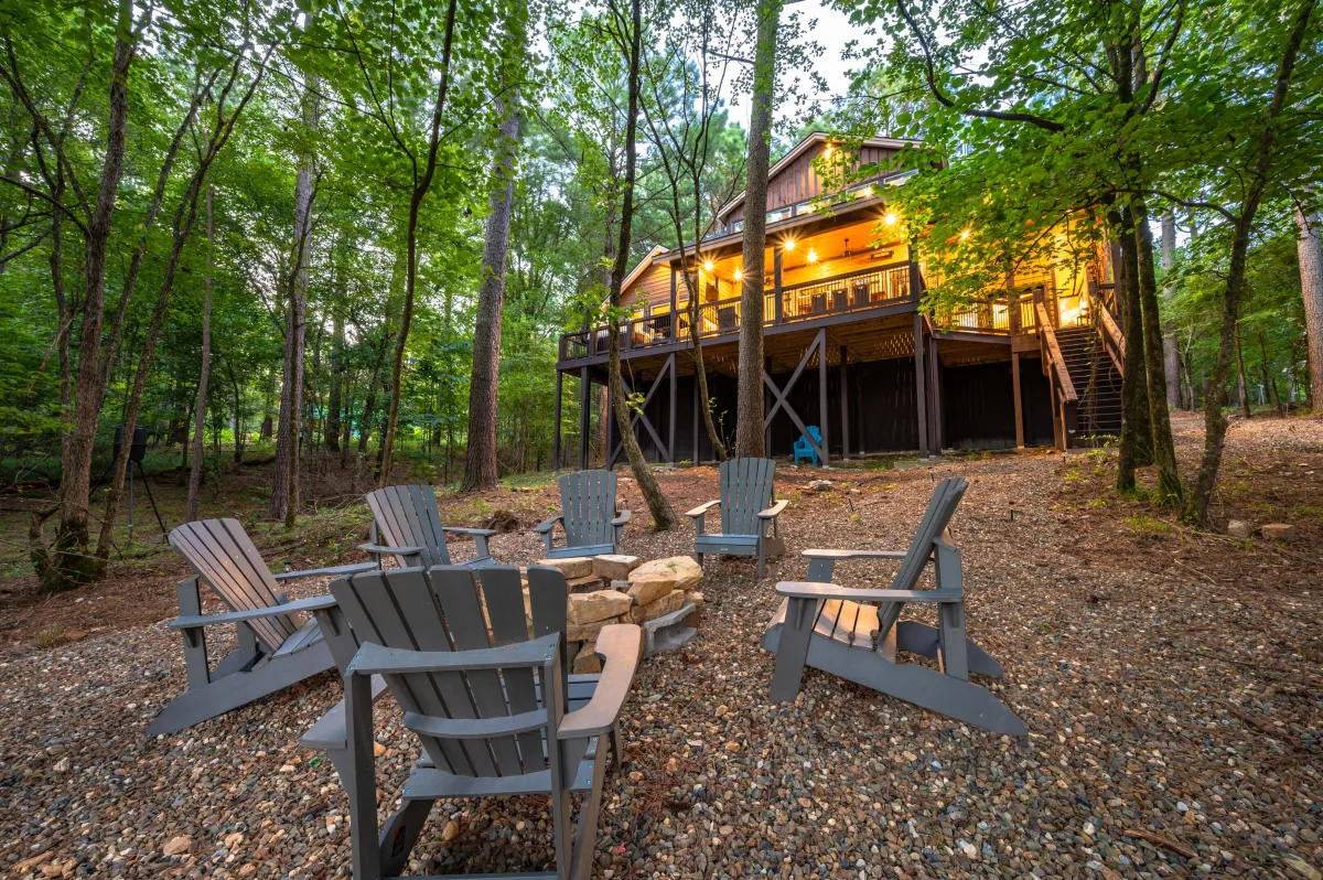 Home Plate Lodge Outside Deck