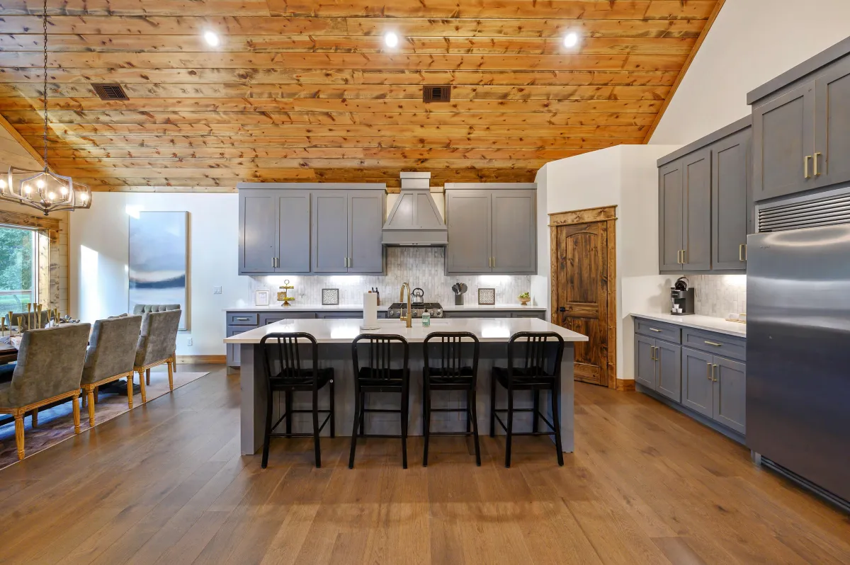 Riverbend Retreat Kitchen