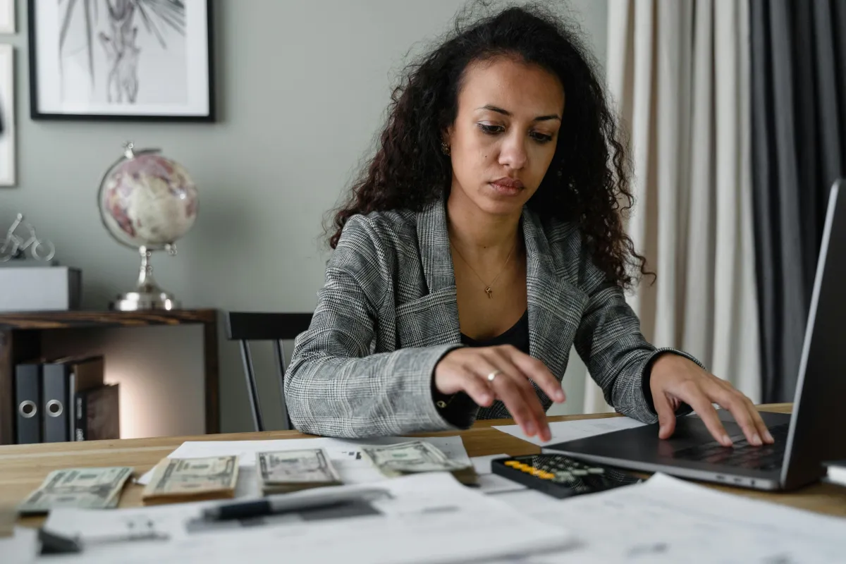 AELESTRA is supporting Accountants Business