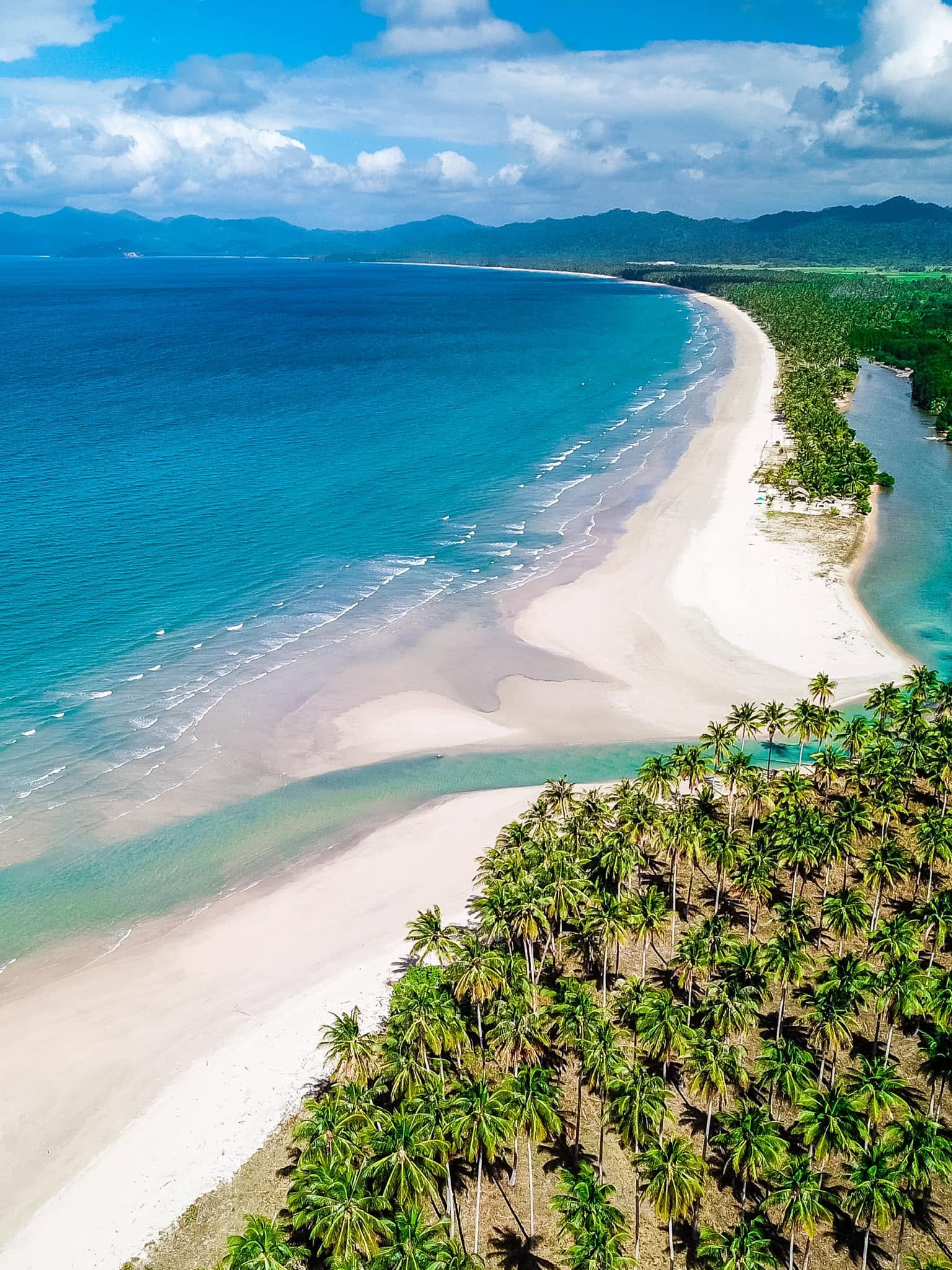 Long Beach coastline with pristine sand