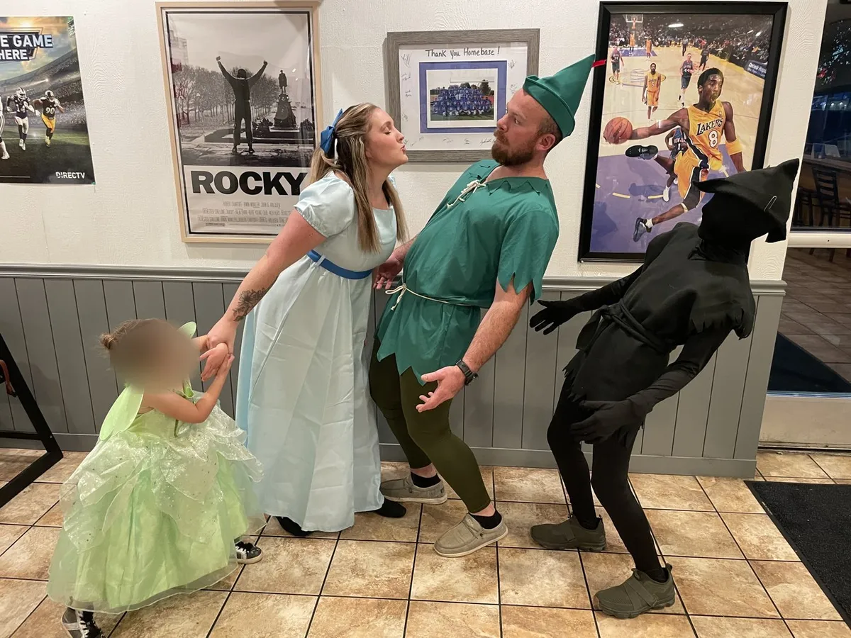 Family Halloween Costume Ideas: Adults, Kids, Couples, Pets