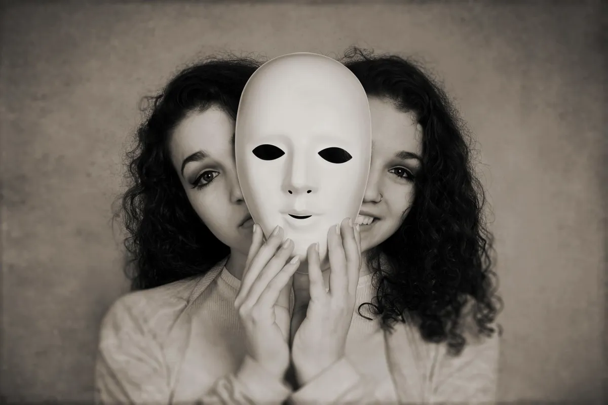 Signs You’re Experiencing Covert Abuse (Even If You’re Not Sure Yet)