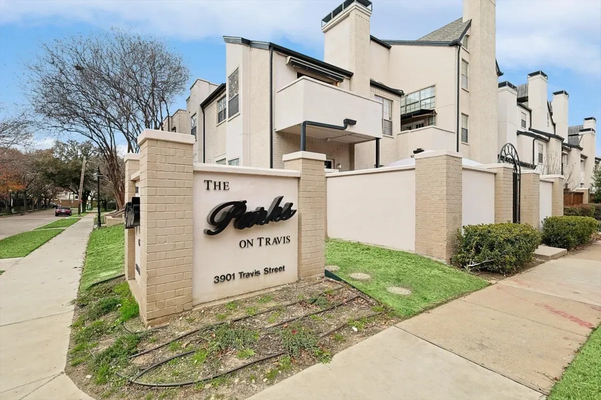 Uptown Dallas Real Estate Guide | Expert Realtor Ashly Westbrook