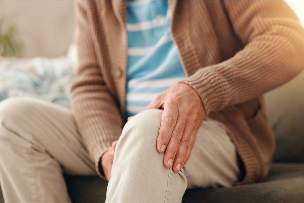 Non-Surgical Pain Relief for Seniors: How Chiropractic Care Reduces Chronic Discomfort