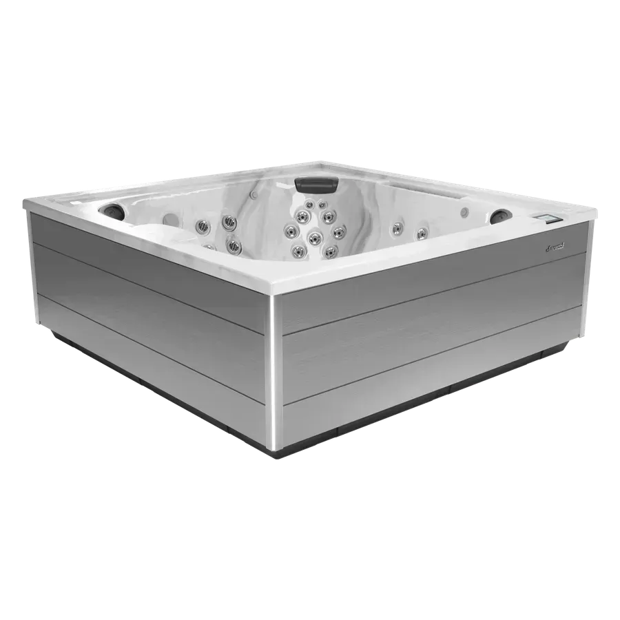 j-495 hot tub