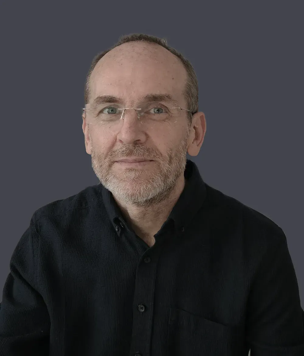 Constantin, the designer who builds the pages
