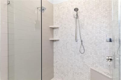 {{ custom_values.service_2 }} in {{custom_values.area_2})