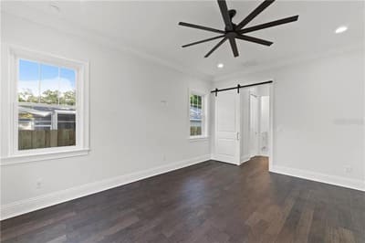 {{ custom_values.service_2 }} in {{custom_values.area_3})