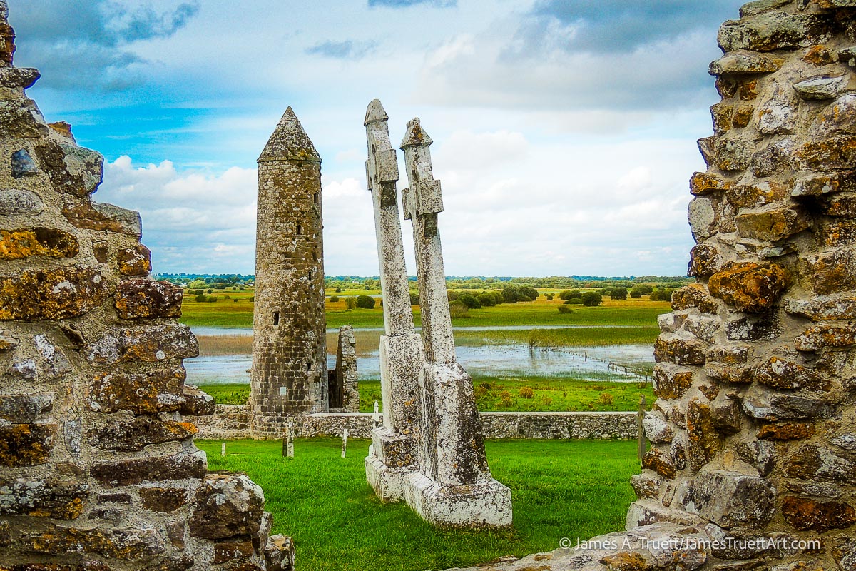 Clonmacnoise: Arriving by the River Shannon