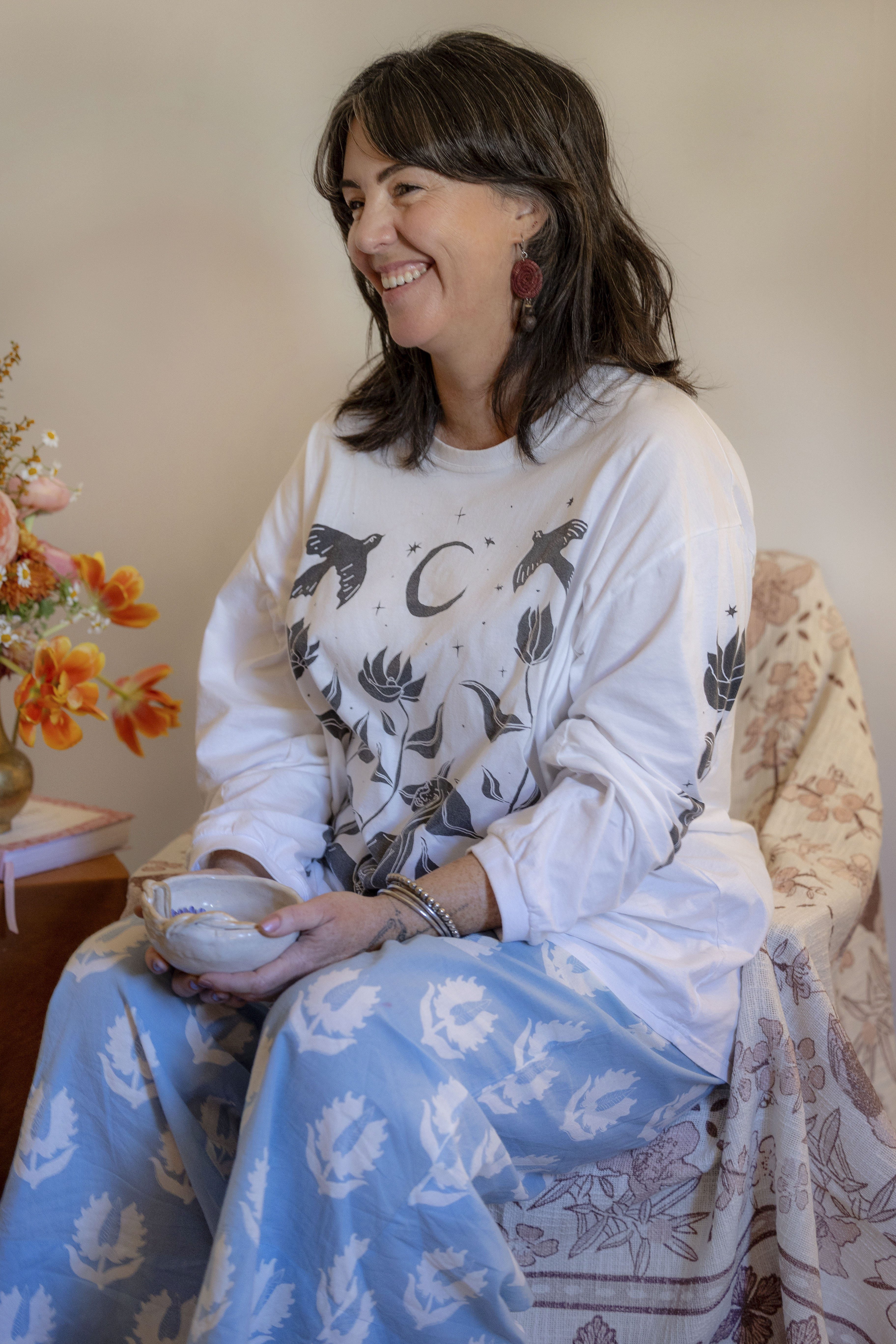 Portrait of Jess, a warm and approachable midwife and psychologist